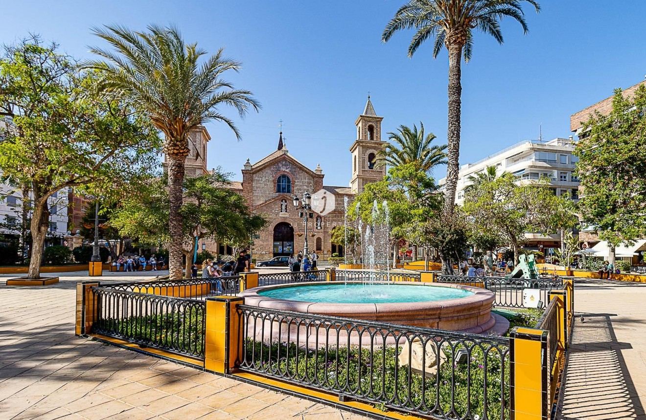 Aus zweiter Hand - Wohnung -
Torrevieja - Acequion