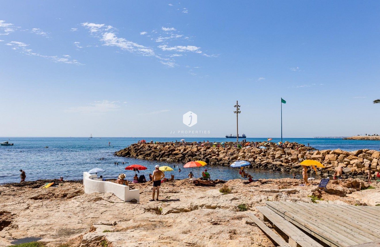 Aus zweiter Hand - Wohnung -
Torrevieja - Acequion