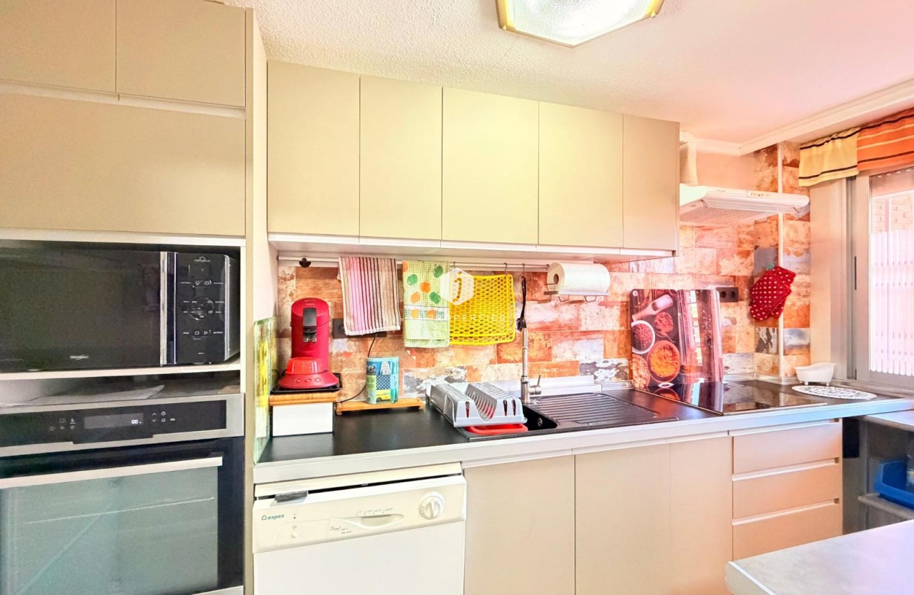 Aus zweiter Hand - Wohnung -
Torrevieja - Playa de los Naufragos