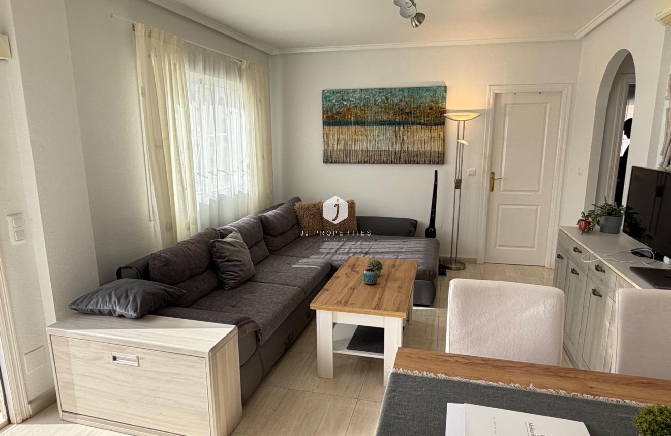 Aus zweiter Hand - Chalet -
Rojales - Pueblo