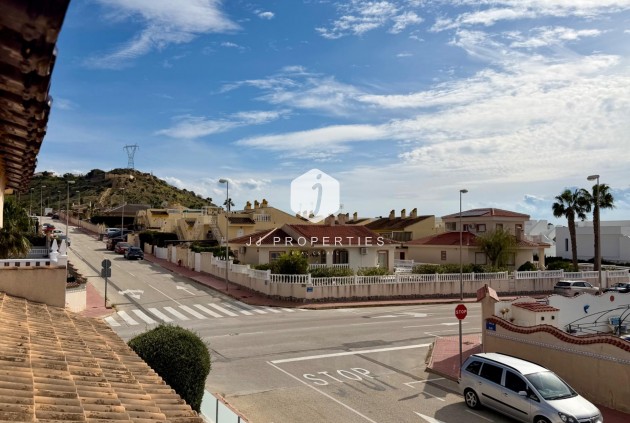 Aus zweiter Hand - Chalet -
Rojales - Pueblo