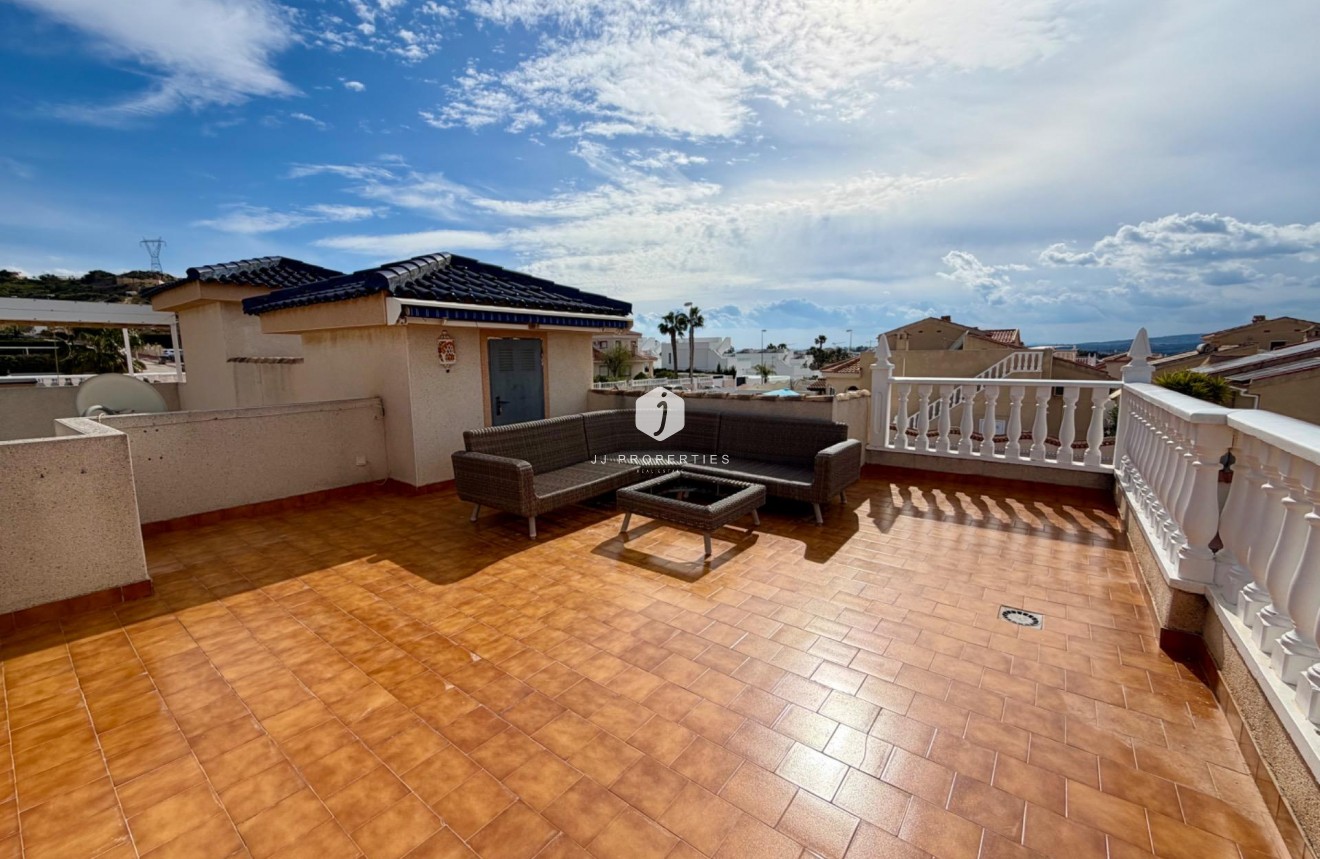 Aus zweiter Hand - Chalet -
Rojales - Pueblo