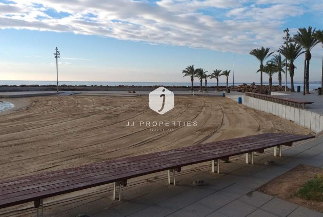 D'occasion - Appartement -
Torrevieja - Costa Blanca