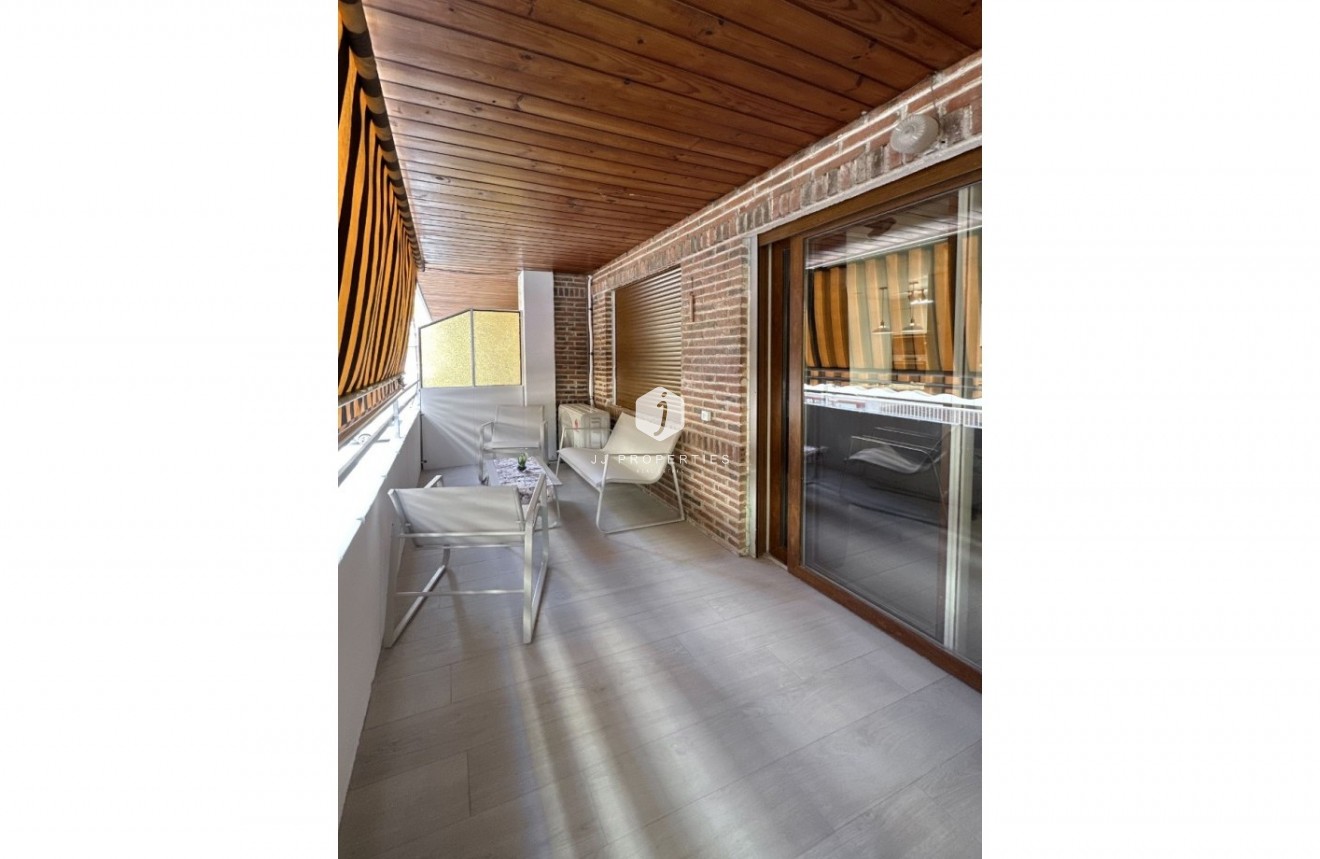 D'occasion - Appartement -
Torrevieja - Costa Blanca