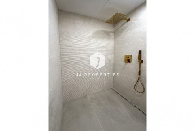 D'occasion - Appartement -
Torrevieja - Costa Blanca