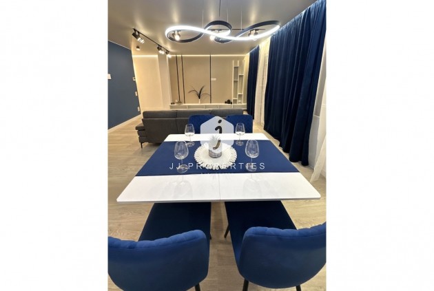 D'occasion - Appartement -
Torrevieja - Costa Blanca