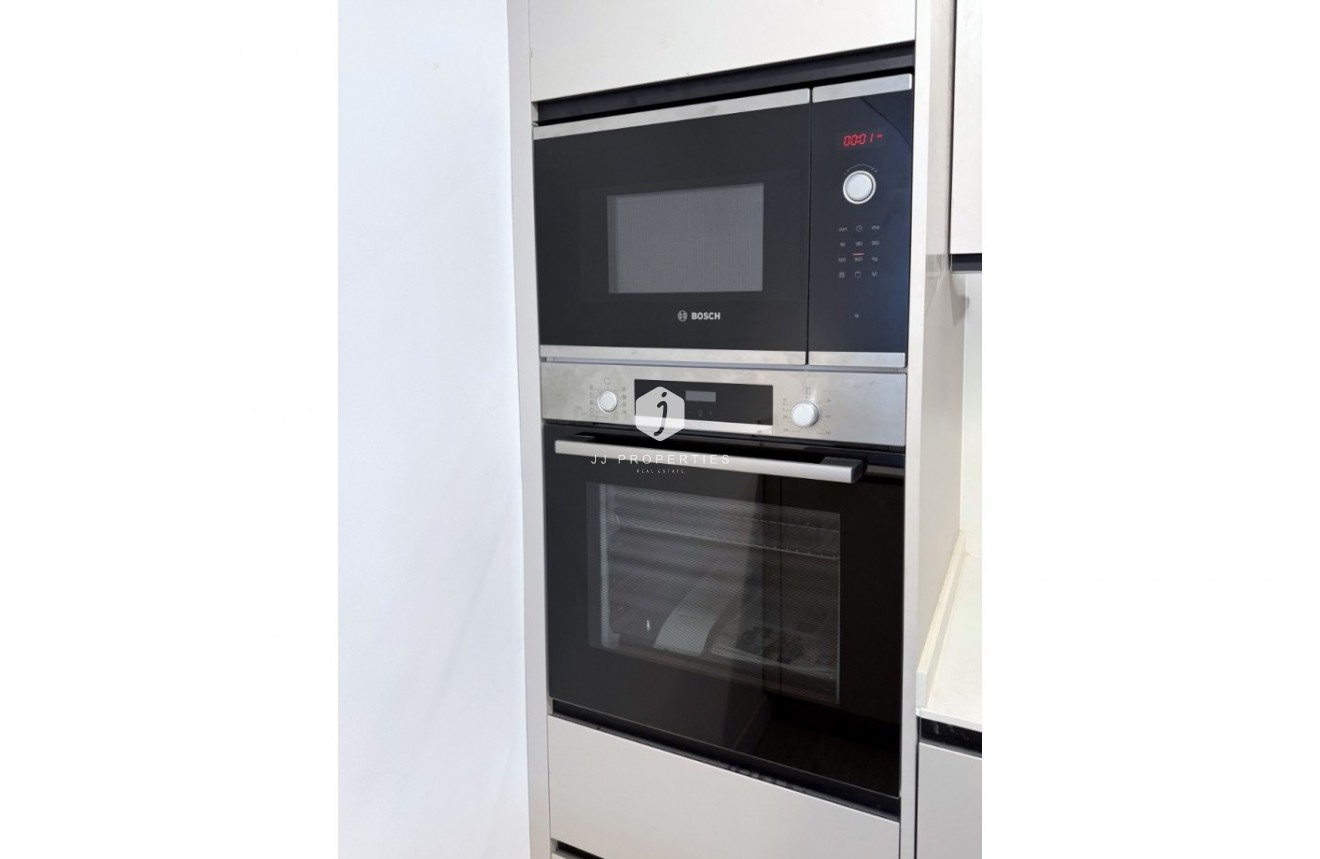 D'occasion - Appartement -
Torrevieja - Costa Blanca