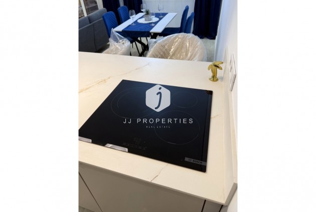 D'occasion - Appartement -
Torrevieja - Costa Blanca