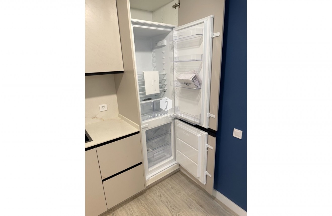 D'occasion - Appartement -
Torrevieja - Costa Blanca