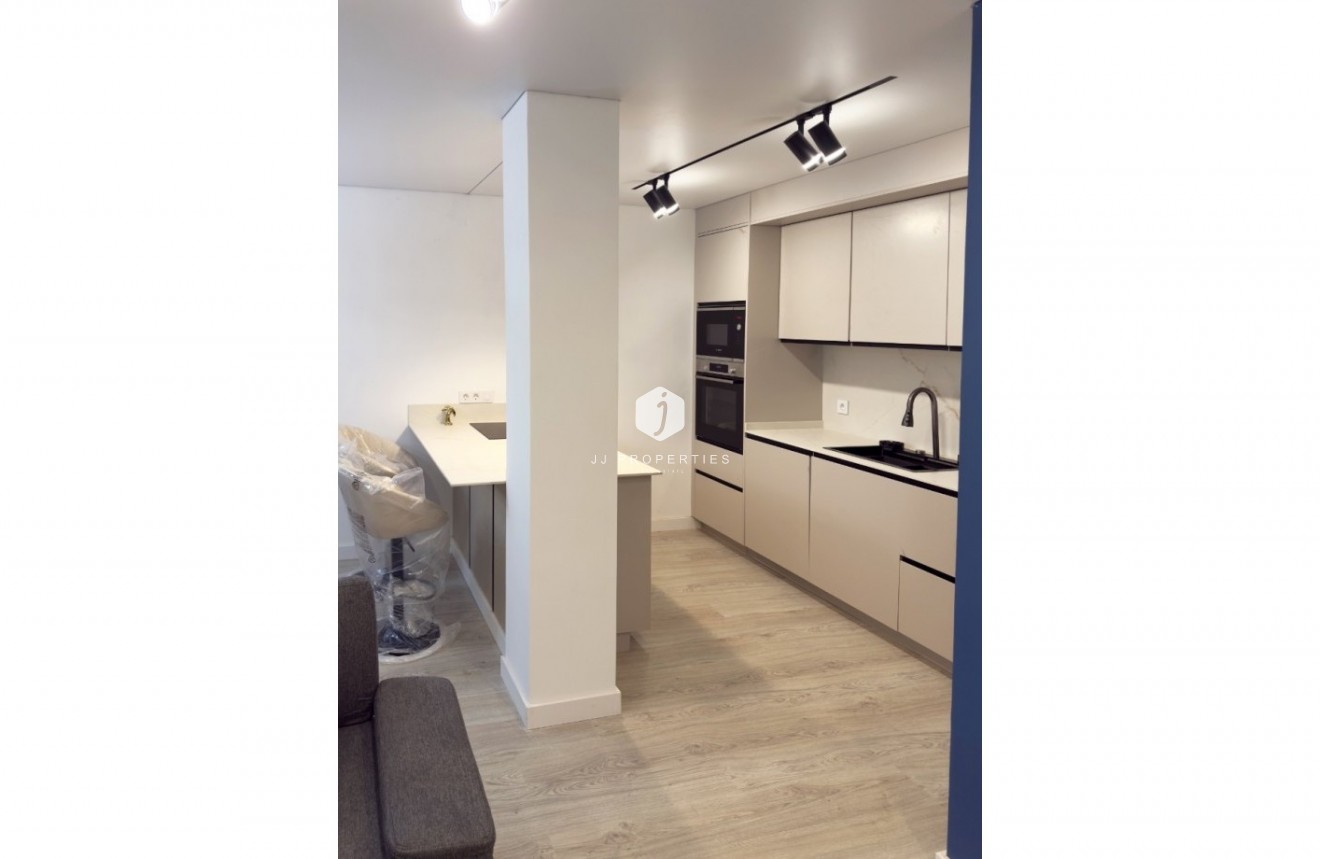 D'occasion - Appartement -
Torrevieja - Costa Blanca