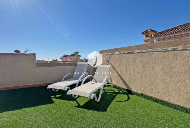 Aus zweiter Hand - Chalet -
Orihuela Costa - Costa Blanca