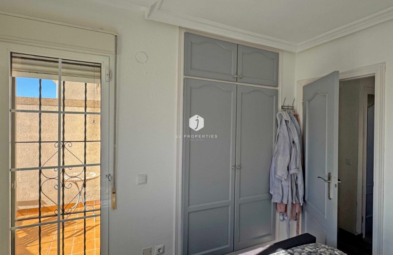 Aus zweiter Hand - Chalet -
Orihuela Costa - Costa Blanca