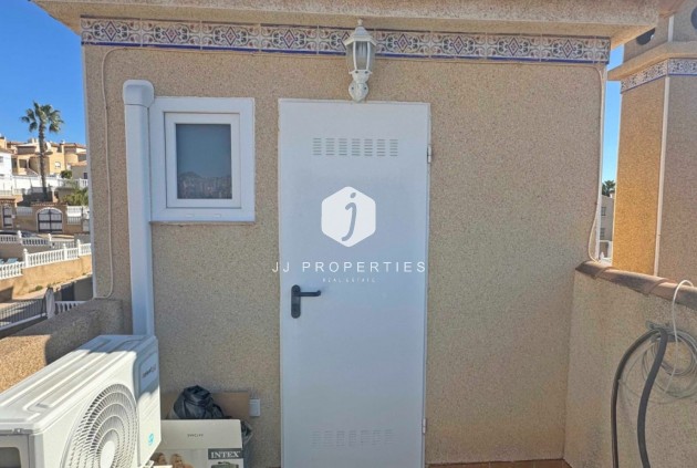 Aus zweiter Hand - Chalet -
Orihuela Costa - Costa Blanca