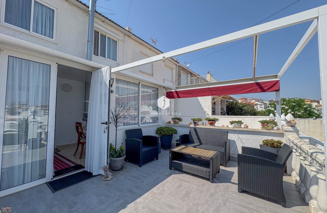 Aus zweiter Hand - Chalet -
Torrevieja - Costa Blanca