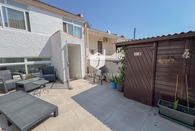 Aus zweiter Hand - Chalet -
Torrevieja - Costa Blanca