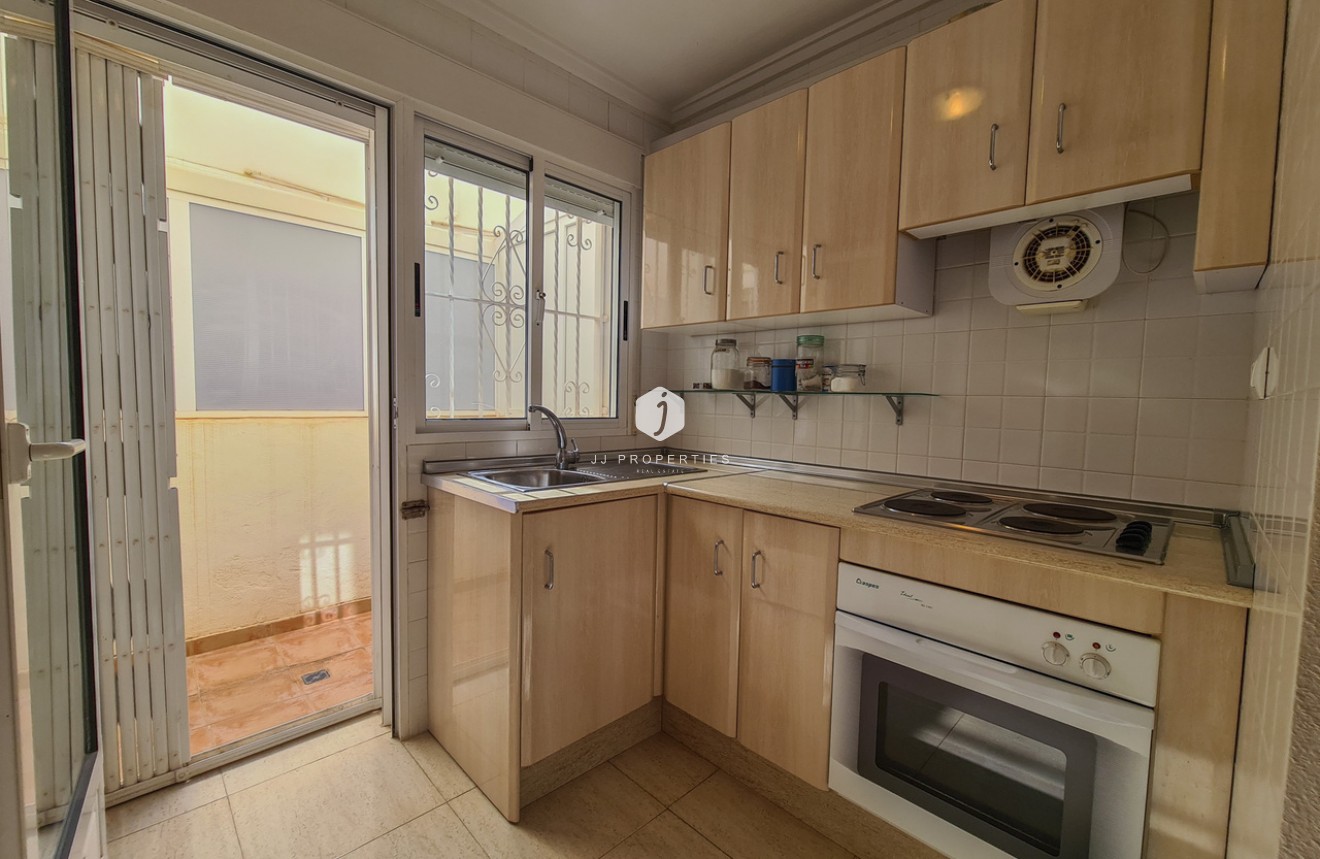 D'occasion - Appartement -
Torrevieja - Costa Blanca