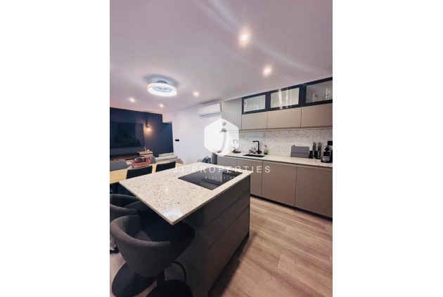 Aus zweiter Hand - Chalet -
San Miguel de Salinas - Inland