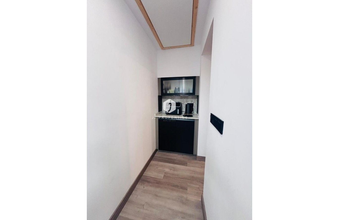 Aus zweiter Hand - Chalet -
San Miguel de Salinas - Inland