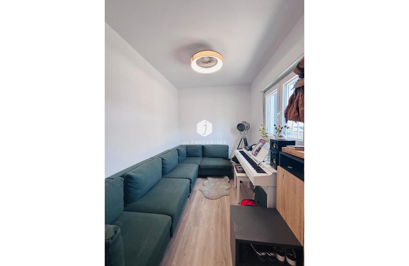 Aus zweiter Hand - Chalet -
San Miguel de Salinas - Inland