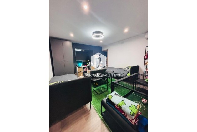 Aus zweiter Hand - Chalet -
San Miguel de Salinas - Inland