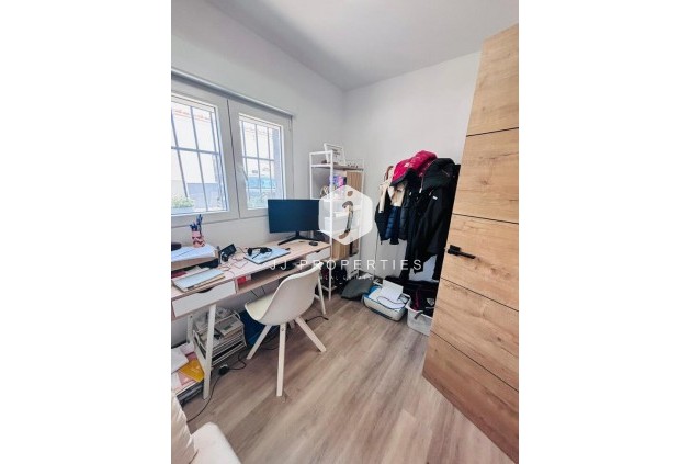 Aus zweiter Hand - Chalet -
San Miguel de Salinas - Inland