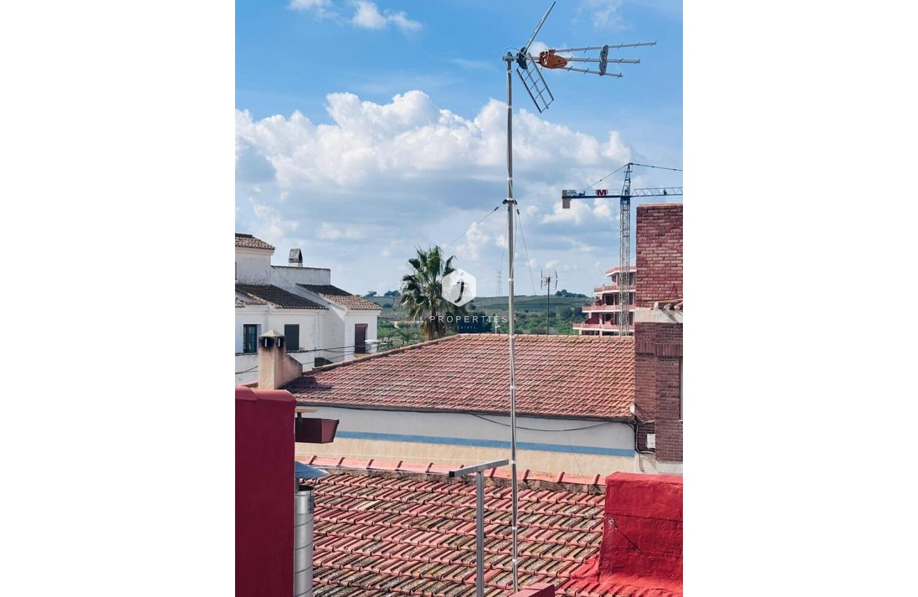 Aus zweiter Hand - Chalet -
San Miguel de Salinas - Inland