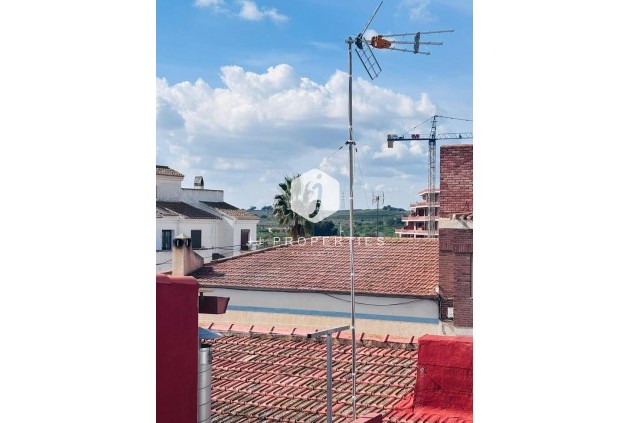 Aus zweiter Hand - Chalet -
San Miguel de Salinas - Inland