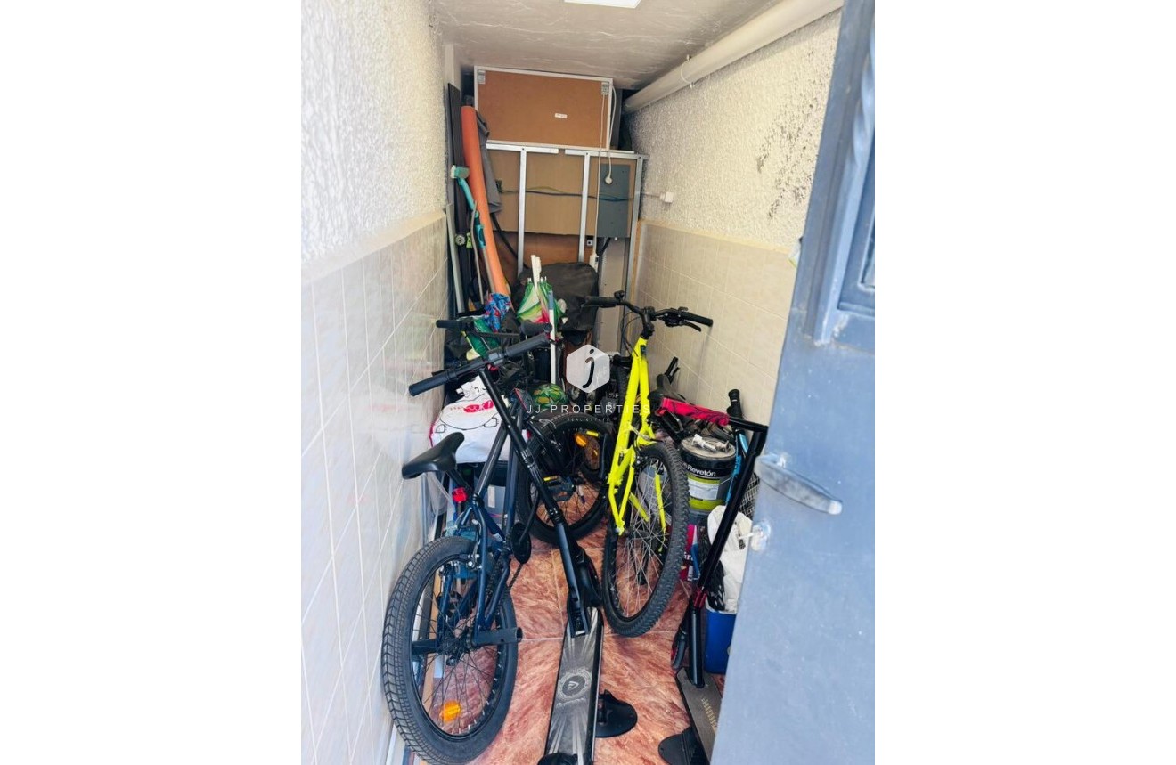 Aus zweiter Hand - Chalet -
San Miguel de Salinas - Inland