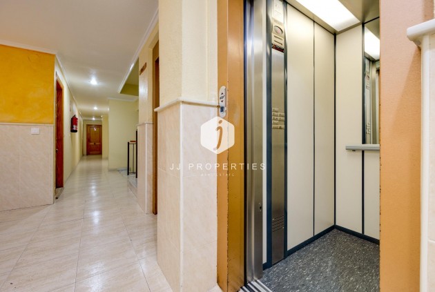 Aus zweiter Hand - Wohnung -
Torrevieja - Playa del Cura