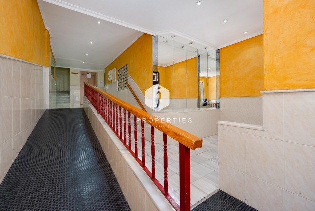 Aus zweiter Hand - Wohnung -
Torrevieja - Playa del Cura