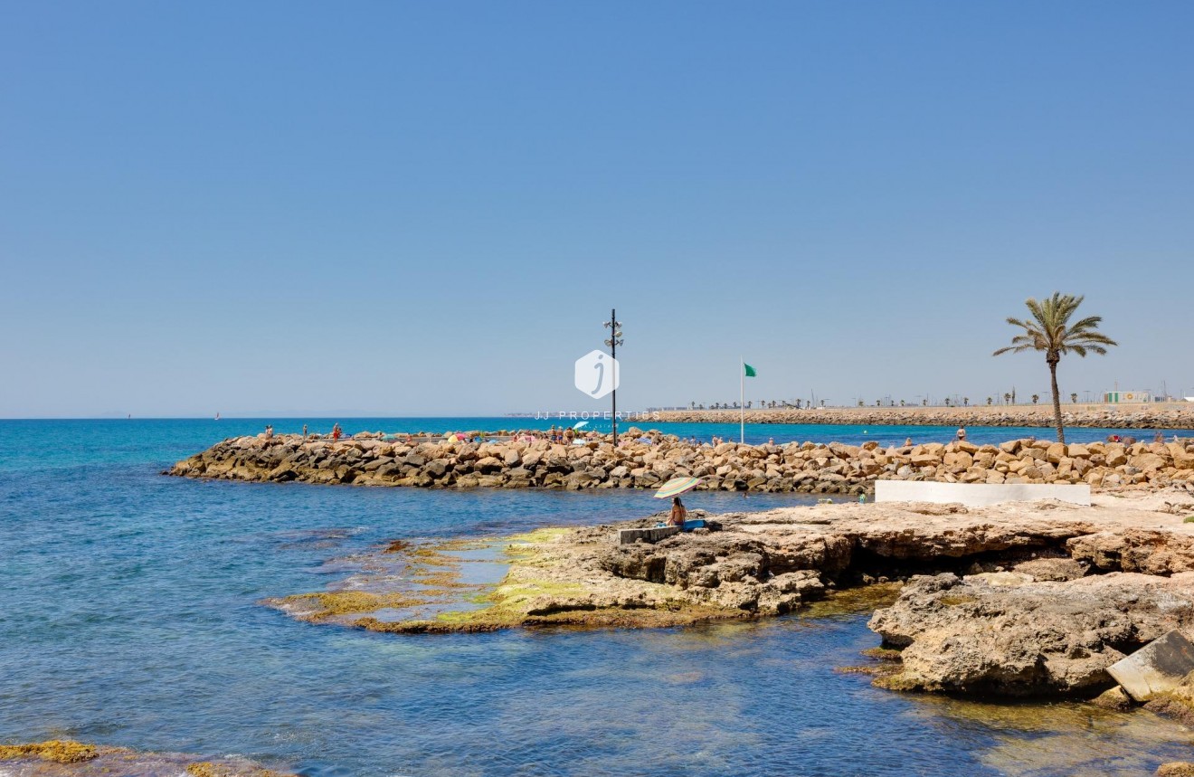 Aus zweiter Hand - Wohnung -
Torrevieja - Playa del Cura
