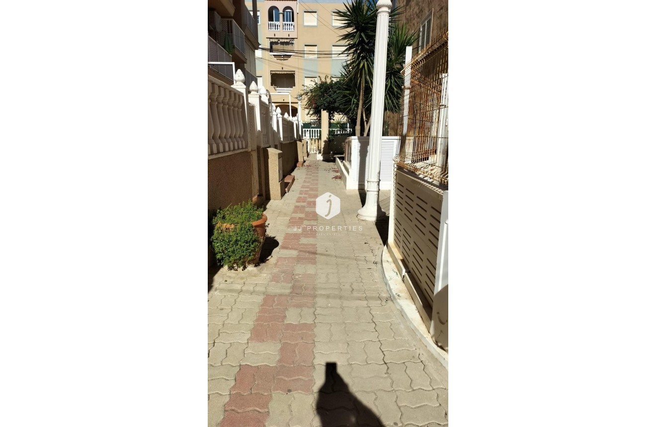 Aus zweiter Hand - Wohnung -
Torrevieja - Gaspar Perrelló