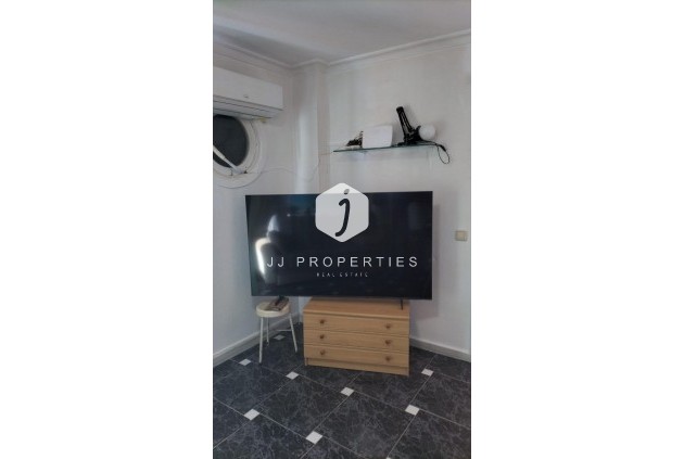 Aus zweiter Hand - Wohnung -
Torrevieja - Gaspar Perrelló