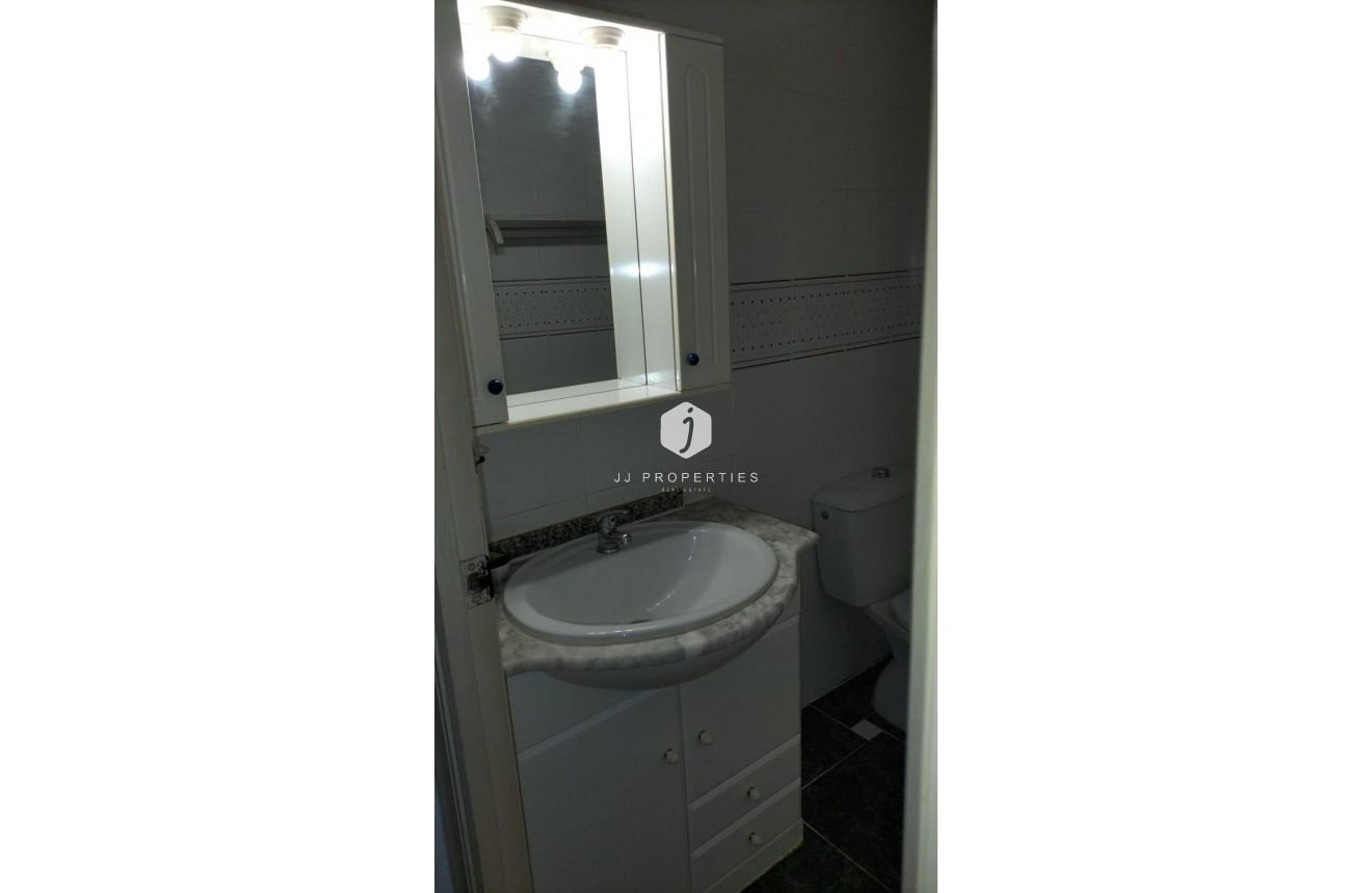 Aus zweiter Hand - Wohnung -
Torrevieja - Gaspar Perrelló