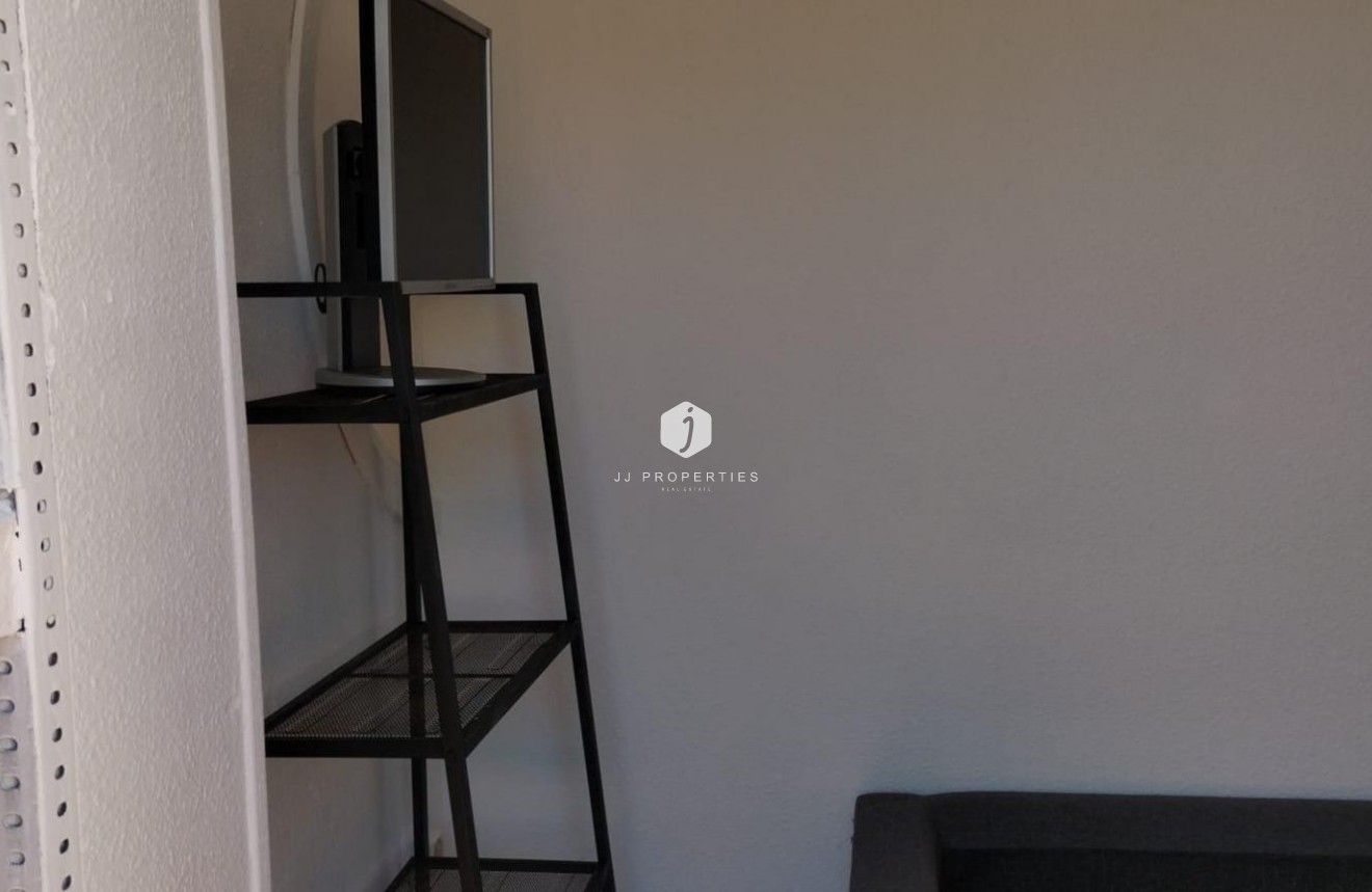 Aus zweiter Hand - Wohnung -
Torrevieja - Gaspar Perrelló