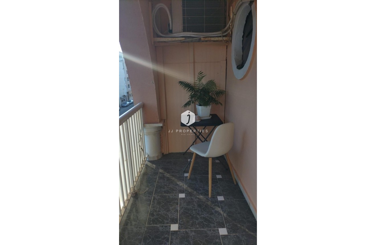 Aus zweiter Hand - Wohnung -
Torrevieja - Gaspar Perrelló