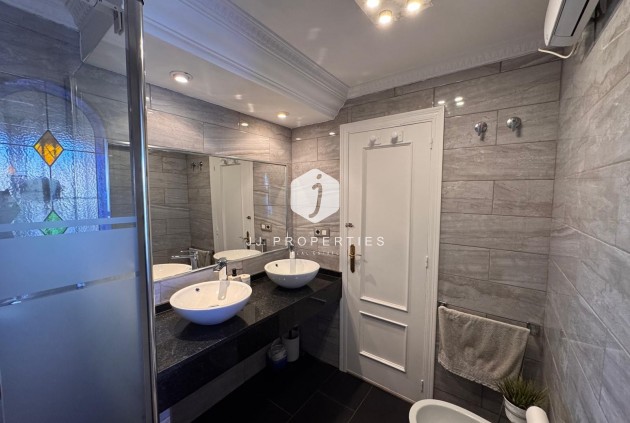 Aus zweiter Hand - Villa -
San Miguel de Salinas - Inland