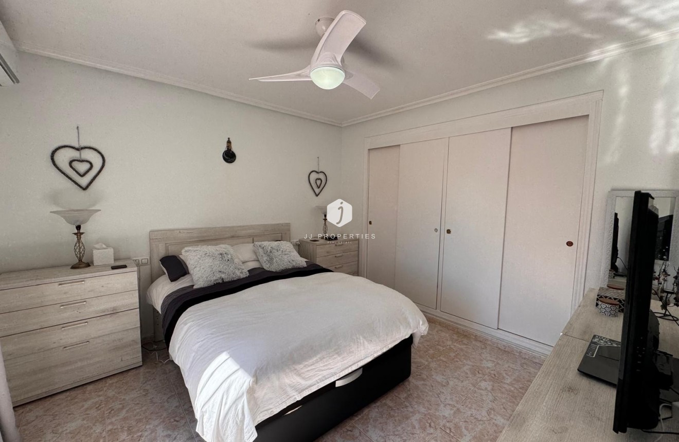 Aus zweiter Hand - Villa -
San Miguel de Salinas - Inland