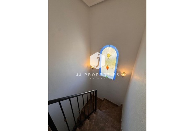 Aus zweiter Hand - Villa -
San Miguel de Salinas - Inland