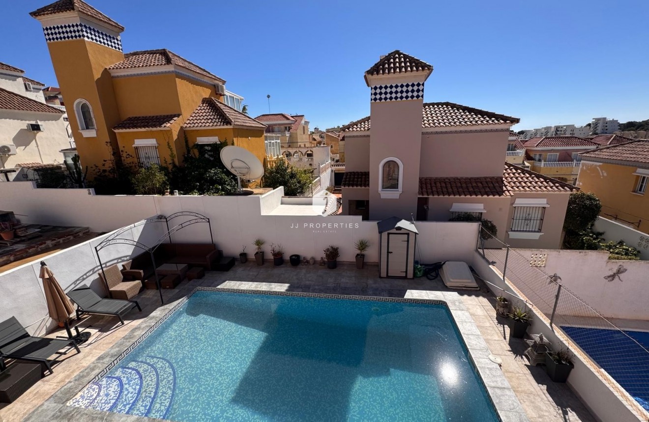 Aus zweiter Hand - Villa -
San Miguel de Salinas - Inland