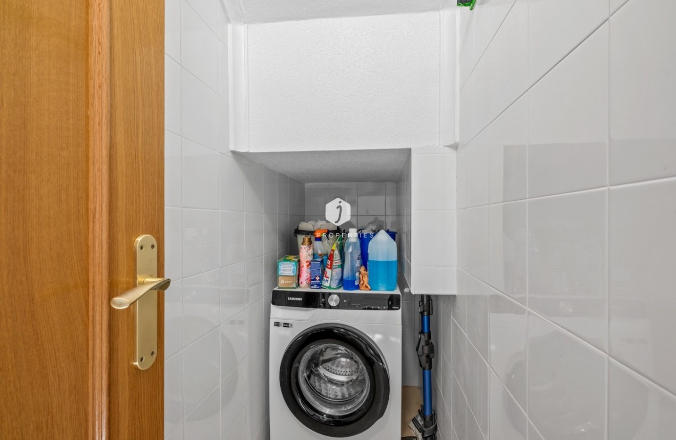 Aus zweiter Hand - Chalet -
San Miguel de Salinas - Inland