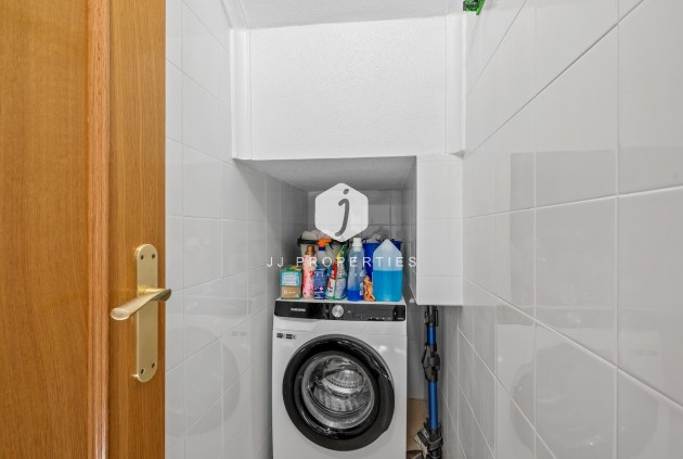 Aus zweiter Hand - Chalet -
San Miguel de Salinas - Inland