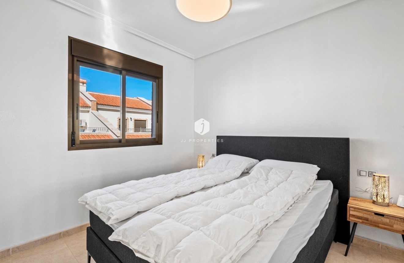 Aus zweiter Hand - Chalet -
San Miguel de Salinas - Inland