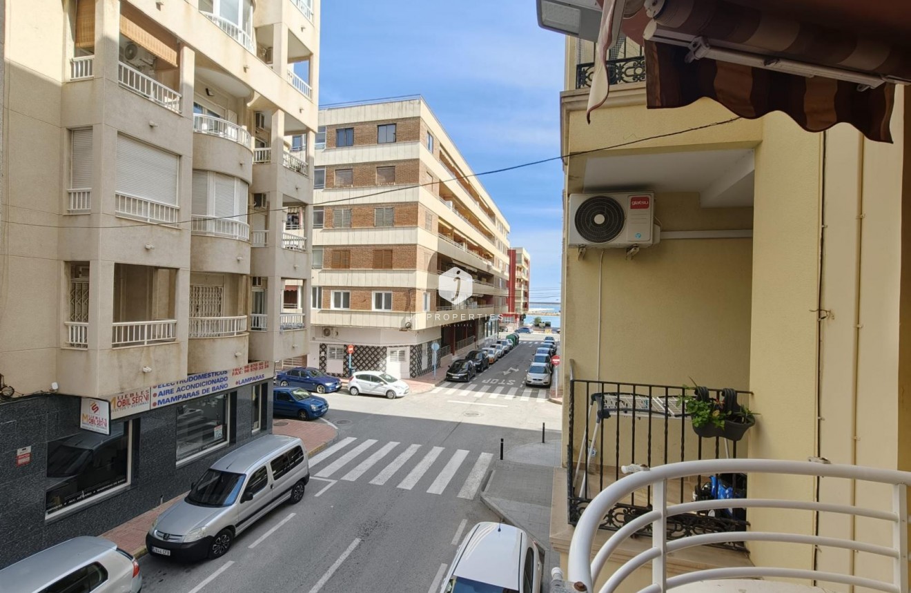 D'occasion - Appartement -
Torrevieja - Costa Blanca