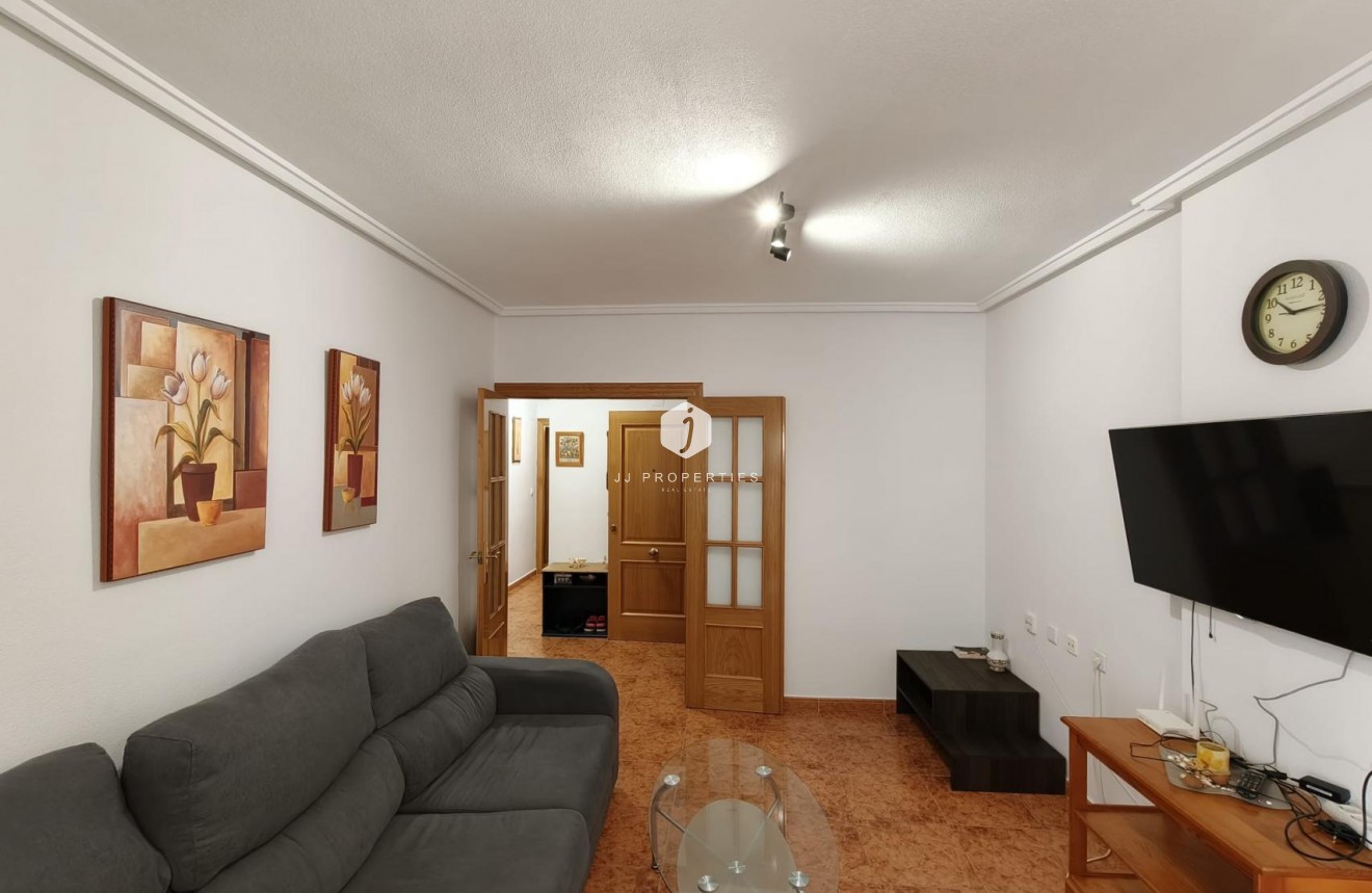 D'occasion - Appartement -
Torrevieja - Costa Blanca