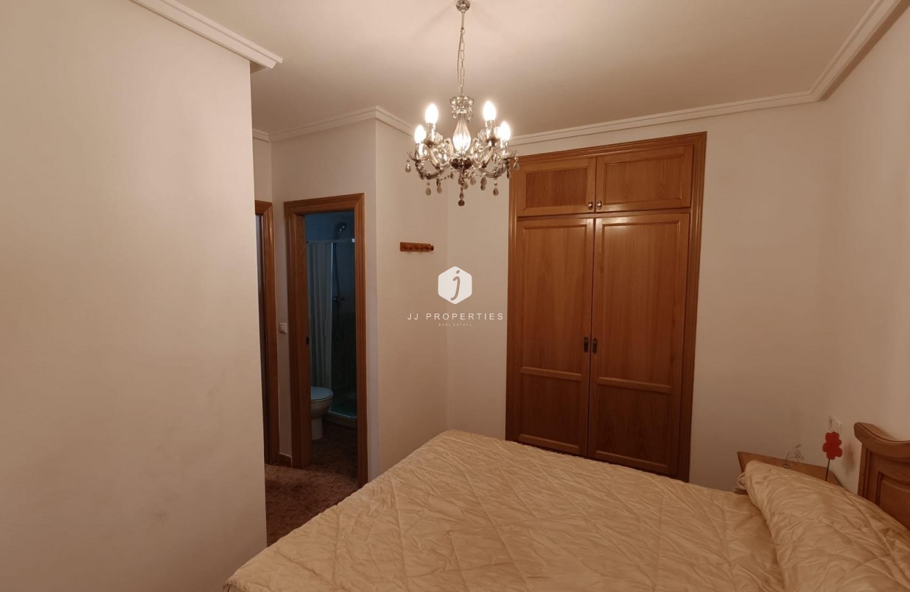 D'occasion - Appartement -
Torrevieja - Costa Blanca