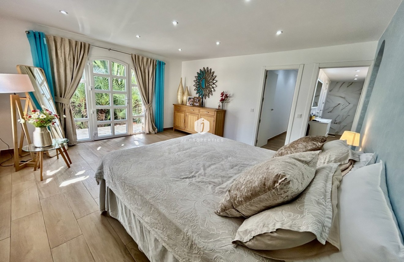 Tweedehands - Villa -
Cabo Roig - Costa Blanca