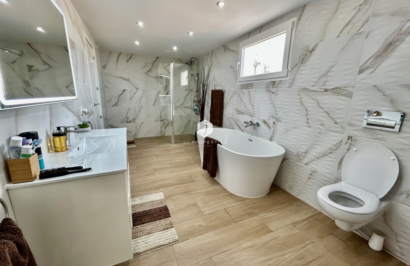 Tweedehands - Villa -
Cabo Roig - Costa Blanca