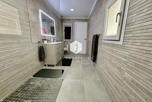 Tweedehands - Villa -
Cabo Roig - Costa Blanca