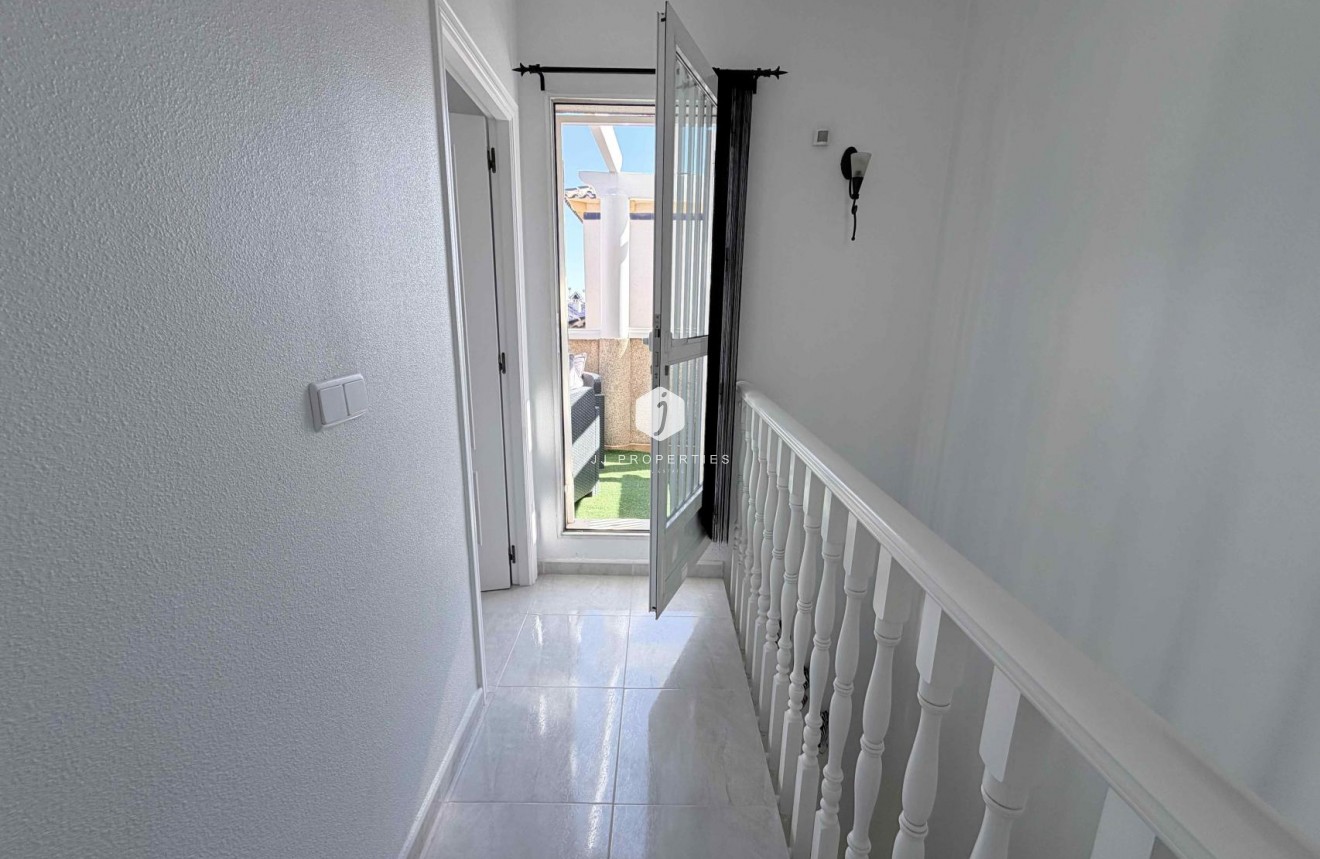 D'occasion - Chalet -
Orihuela Costa - Costa Blanca